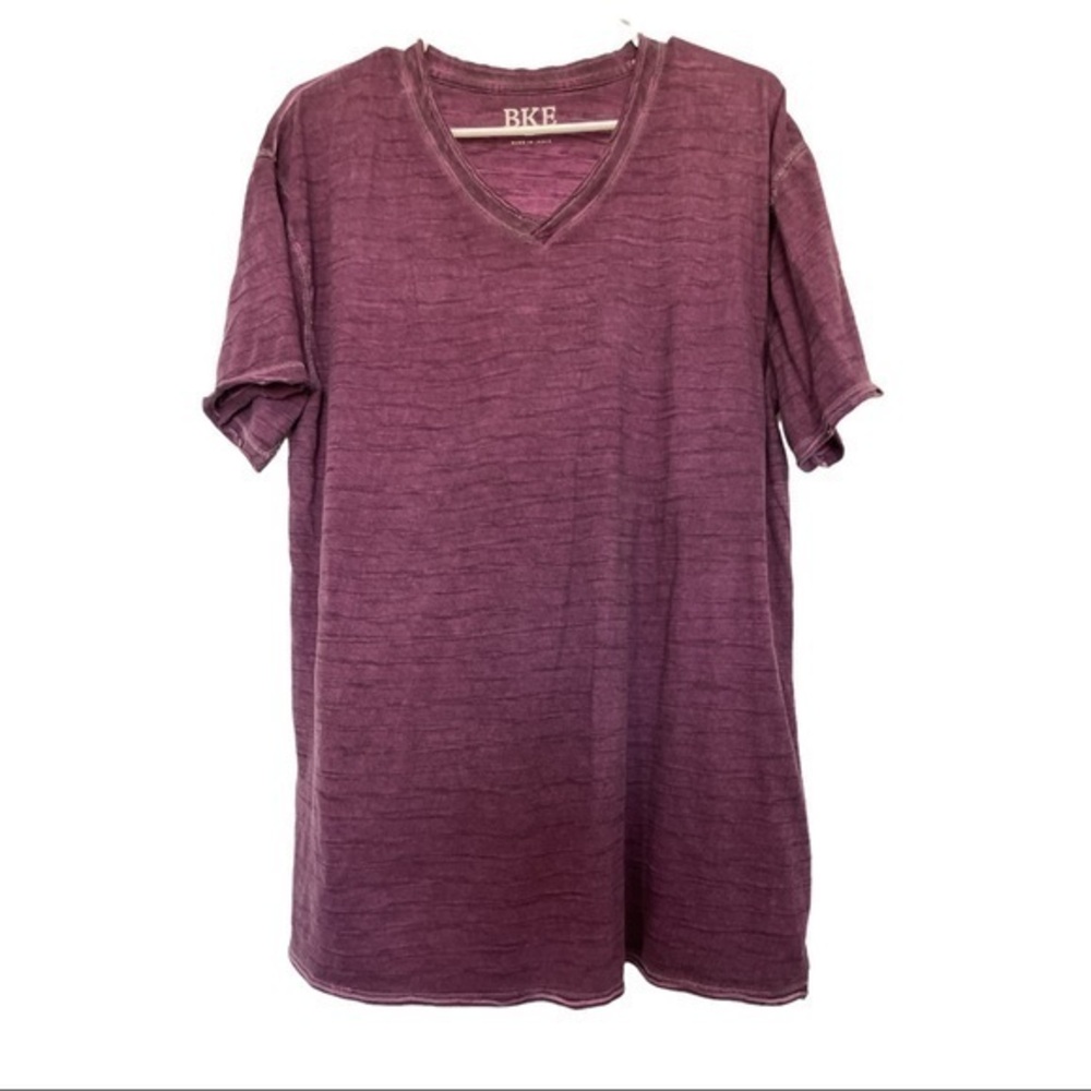 BKE Buckle Vintage Purple/Maroon V-Neck Shirt Size XL GUC #7916